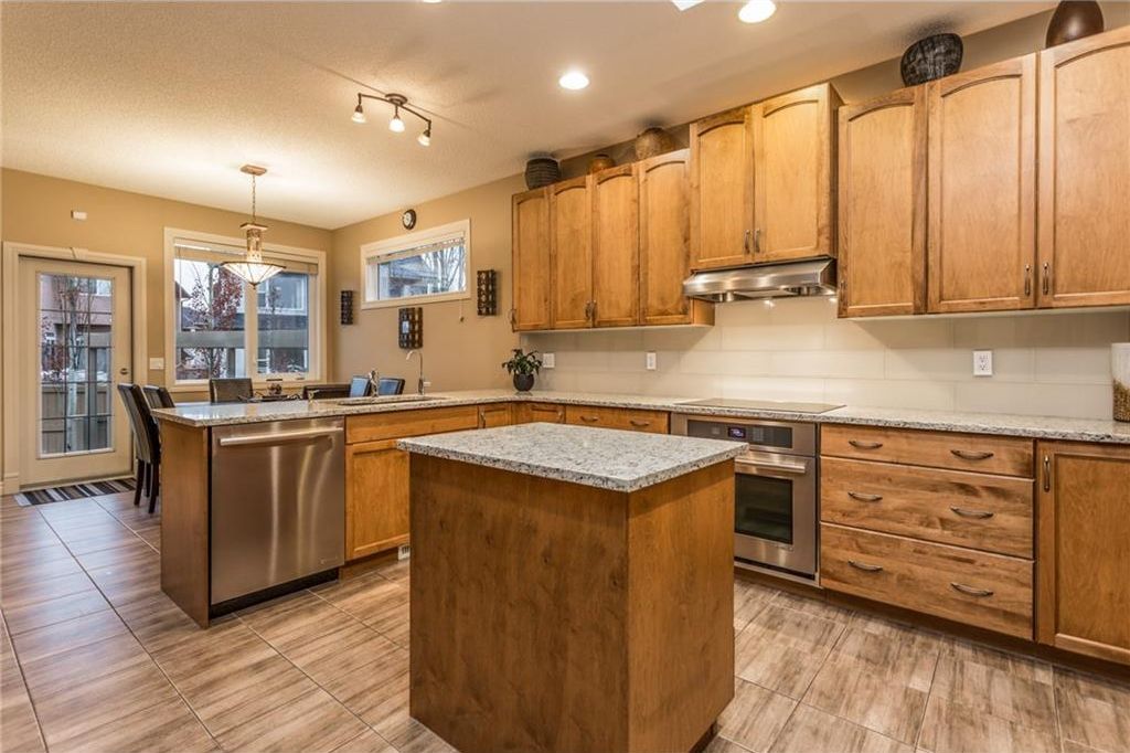 Photo 13: Photos: 256 EVERGREEN Plaza SW in Calgary: Evergreen House for sale : MLS®# C4144042