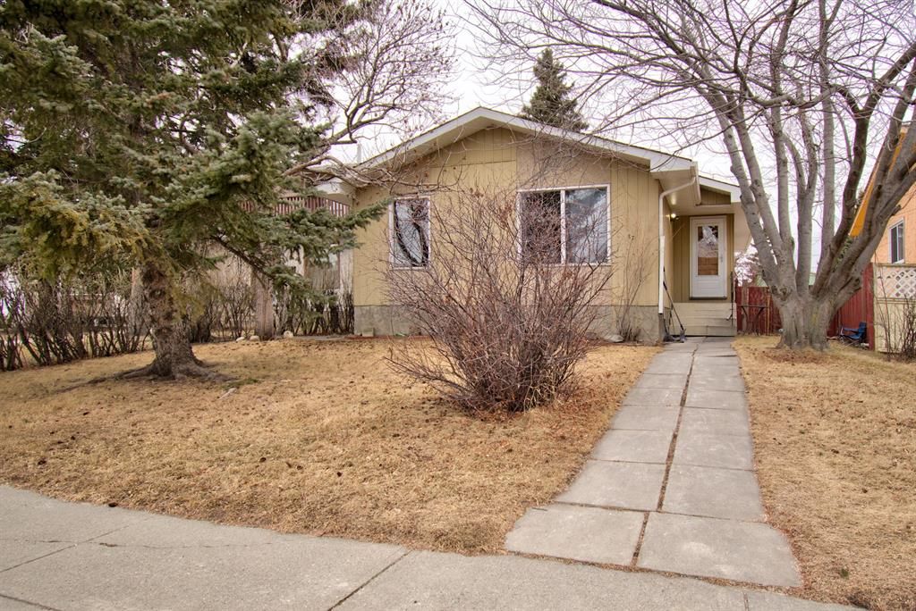 Main Photo: 87 Margate Place NE in Calgary: Marlborough Detached for sale : MLS®# A1177858