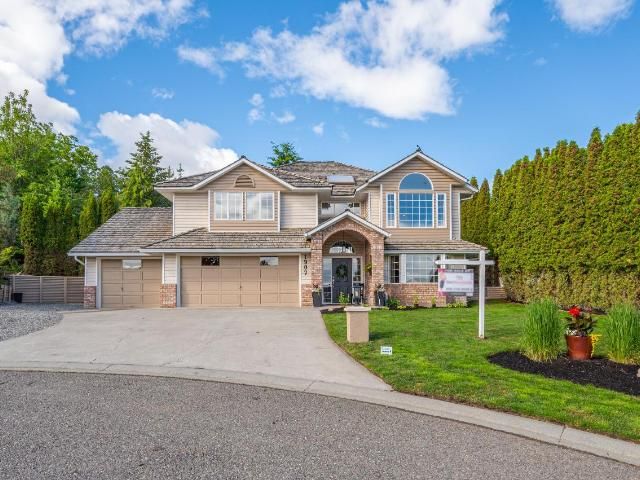 FEATURED LISTING: 1907 GLOAMING DRIVE Kamloops