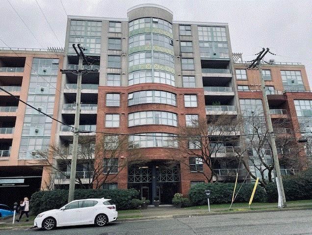 Main Photo: 304 518 W 14TH Avenue in Vancouver: Fairview VW Condo for sale in "PACIFICA" (Vancouver West)  : MLS®# R2780627