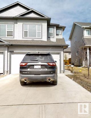Photo 1: 240 39 Avenue in Edmonton: Zone 30 House Half Duplex for sale : MLS®# E4335153