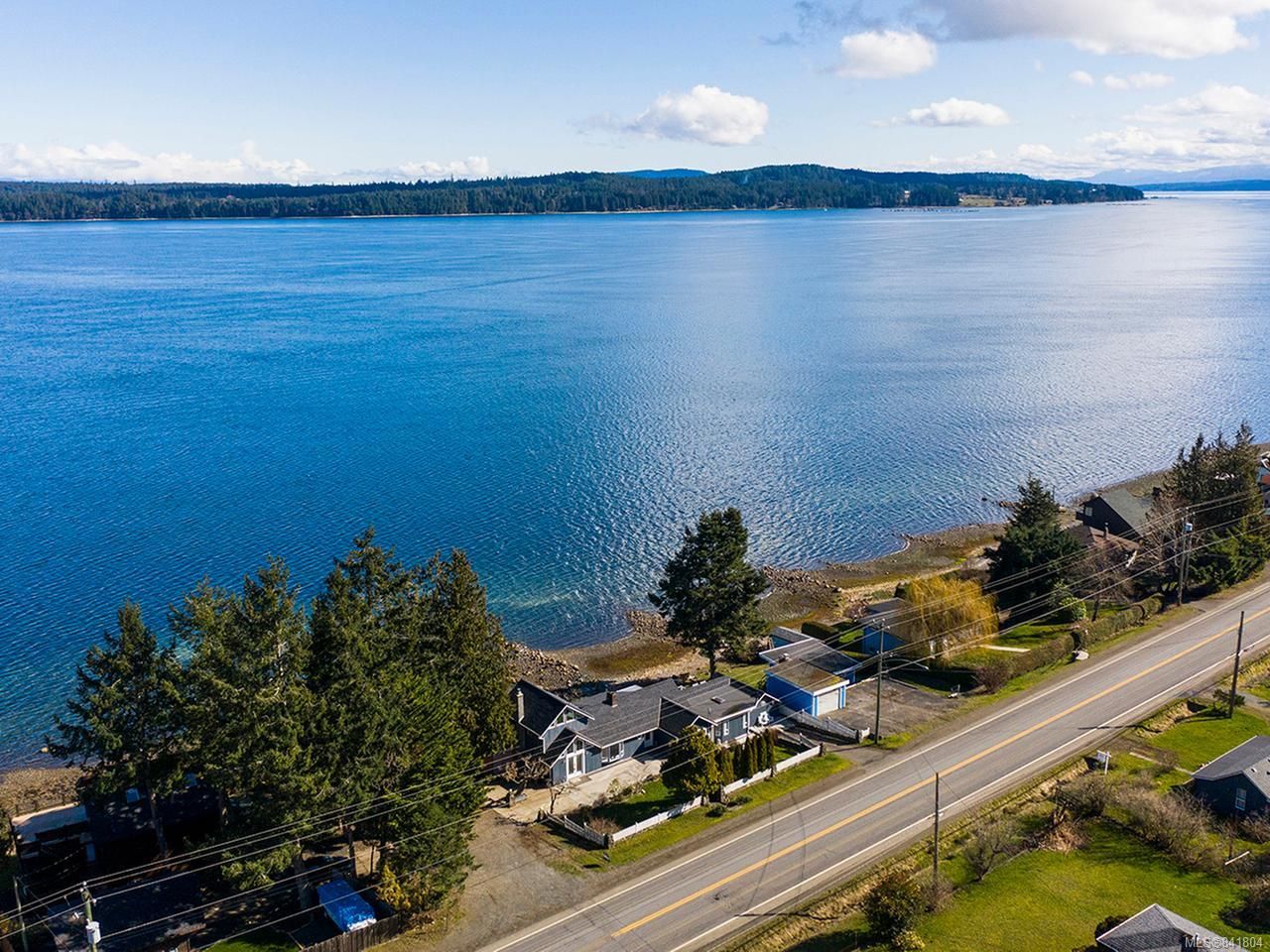 Main Photo: 5668 S Island Hwy in UNION BAY: CV Union Bay/Fanny Bay House for sale (Comox Valley)  : MLS®# 841804