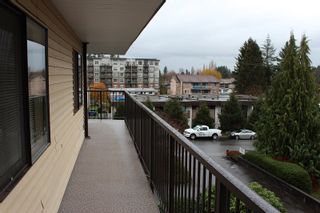 Photo 2: 308 32110 TIMS Avenue in Abbotsford: Abbotsford West Condo for sale in "Bristol Court" : MLS®# R2016919