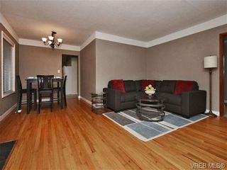 Photo 4: 1299 Camrose Cres in VICTORIA: SE Maplewood House for sale (Saanich East)  : MLS®# 693625