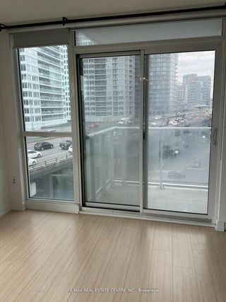Photo 12: 708 75 Queens Wharf Road in Toronto: Waterfront Communities C1 Condo for lease (Toronto C01)  : MLS®# C8207156
