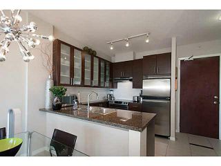 Photo 9: 702 2355 MADISON Avenue in Burnaby: Brentwood Park Condo for sale in "OMA" (Burnaby North)  : MLS®# V1085443