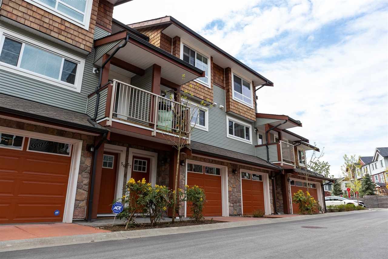 Main Photo: 57 23651 132 Avenue in Maple Ridge: Silver Valley Townhouse for sale in "Myron's Muse" : MLS®# R2460104