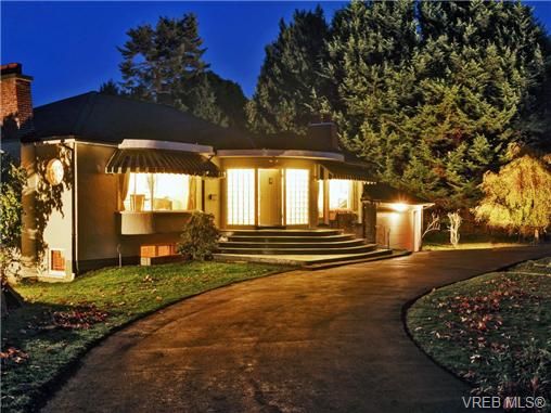 Main Photo: 2990 Rutland Rd in VICTORIA: OB Uplands House for sale (Oak Bay)  : MLS®# 719689