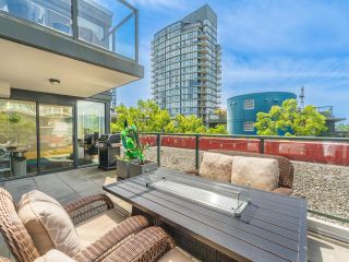 Photo 7: 502 1428 W 6TH Avenue in Vancouver: Fairview VW Condo for sale in "Siena of Portico" (Vancouver West)  : MLS®# R2899710