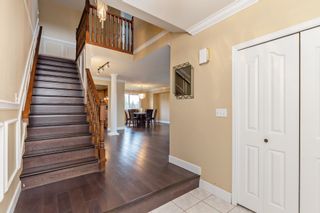 Photo 2: 3785 THORNTON Place in Abbotsford: Abbotsford East House for sale in "Abbotsford East" : MLS®# R2707232