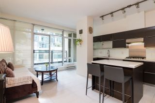 Photo 9: 203 1252 HORNBY Street in Vancouver: Downtown VW Condo for sale in "PURE" (Vancouver West)  : MLS®# R2413688