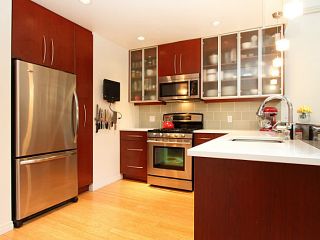 Photo 2: # 302 650 MOBERLY RD in Vancouver: False Creek Condo for sale (Vancouver West)  : MLS®# V1059432