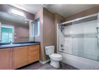 Photo 11: 204 627 Brookside Rd in VICTORIA: Co Latoria Condo for sale (Colwood)  : MLS®# 691956