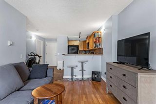 Photo 8: 307 60 38A Avenue SW in Calgary: Parkhill Apartment for sale : MLS®# A2119005
