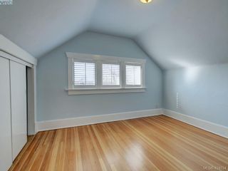 Photo 12: 1632 Hollywood Cres in VICTORIA: Vi Fairfield East House for sale (Victoria)  : MLS®# 837453