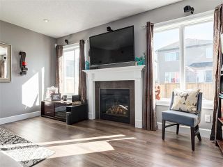 Photo 12: 18 WINDWOOD Grove SW: Airdrie House for sale : MLS®# C4082940