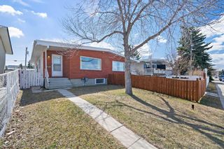 Photo 4: 7121 37 Avenue NW in Calgary: Bowness Semi Detached (Half Duplex) for sale : MLS®# A2124752