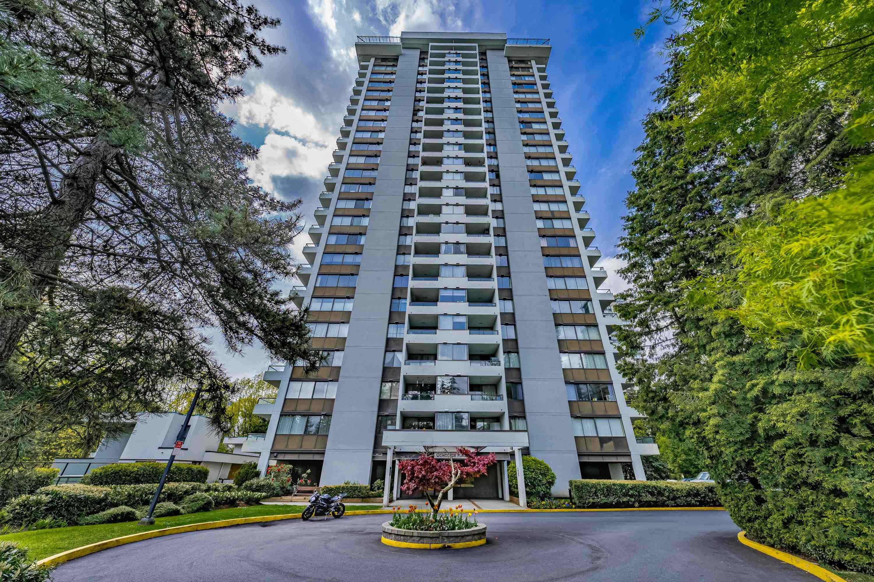 Main Photo: 1807 9521 CARDSTON Court in Burnaby: Government Road Condo for sale in "Concorde Place" (Burnaby North)  : MLS®# R2690900