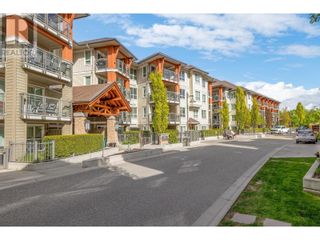 Photo 1: 1089 Sunset Drive Unit# 407 in Kelowna: House for sale : MLS®# 10311566