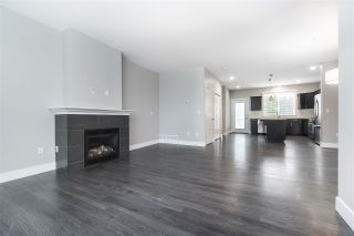 Photo 4: 21004 80 Avenue in Langley: Willoughby Heights Condo for sale in "Kingsbury" : MLS®# R2463443