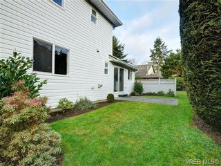 Photo 17: 5 1968 Cultra Ave in SAANICHTON: CS Saanichton Row/Townhouse for sale (Central Saanich)  : MLS®# 720123
