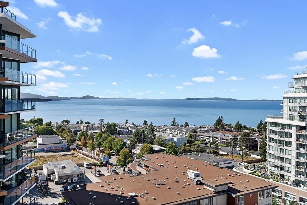 Main Photo: 1607 1455 GEORGE Street: White Rock Condo for sale in "Avra" (South Surrey White Rock)  : MLS®# R2614637