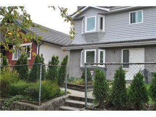 Photo 1: 908 E 11TH Avenue in Vancouver: Mount Pleasant VE 1/2 Duplex for sale in "MOUNT PLEASANT EAST" (Vancouver East)  : MLS®# V854565