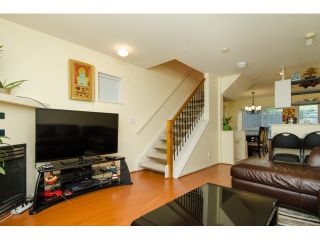 Photo 5: 6711 PRENTER Street in Burnaby: Highgate Townhouse for sale in "ROCK HILL" (Burnaby South)  : MLS®# R2010743
