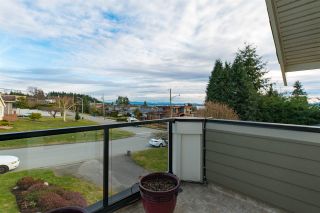 Photo 3: 1515 KERFOOT Road: White Rock House for sale (South Surrey White Rock)  : MLS®# R2133115