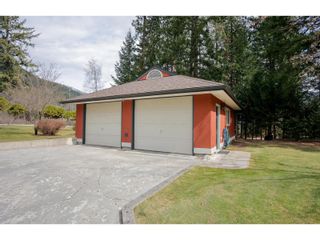 Photo 44: 3071 HEDDLE ROAD in Nelson: House for sale : MLS®# 2475915