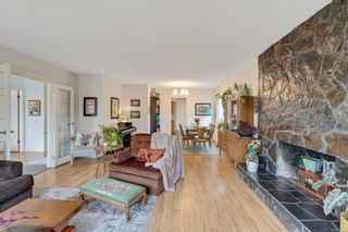 Photo 5: 1443 Tolmie Pl in Victoria: Vi Mayfair House for sale : MLS®# 903084