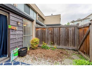 Photo 17: 106 17720 60 Avenue in Surrey: Cloverdale BC Townhouse for sale in "CLOVER PARK GARDENS" (Cloverdale)  : MLS®# R2503814