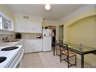 Photo 14: 1725 Lillian Rd in VICTORIA: Vi Fairfield East Half Duplex for sale (Victoria)  : MLS®# 627033