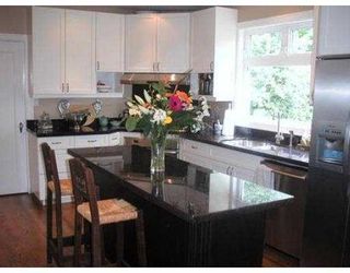 Photo 3: 5738 HOLLAND ST in Vancouver: Southlands House for sale (Vancouver West)  : MLS®# V536008