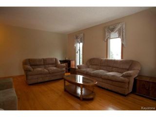 Photo 9: 647 Jolys Avenue East in STPIERRE: Manitoba Other Residential for sale : MLS®# 1501794