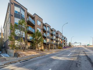 Photo 1: 207 2420 34 Avenue SW in Calgary: South Calgary Apartment for sale : MLS®# C4274549