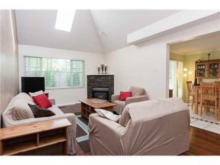 Photo 5: 31 13918 58 Avenue in Surrey: Panorama Ridge Townhouse for sale in "ALDER PARK" : MLS®# F1410386