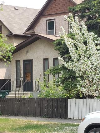 Photo 1: 1312 E Avenue North in Saskatoon: Mayfair Residential for sale : MLS®# SK929859