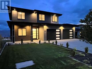 Photo 1: 2591 Crown Crest Drive, in West Kelowna: House for sale : MLS®# 10284635