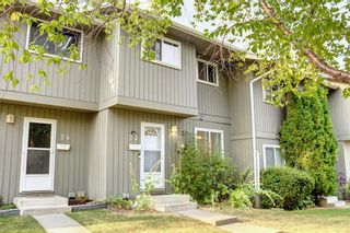 Photo 1: 23 6503 Ranchview Drive NW in Calgary: Ranchlands Row/Townhouse for sale : MLS®# A1253365