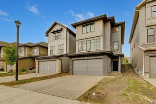 Photo 2: 29 Shawnee Green SW in Calgary: Shawnee Slopes Detached for sale : MLS®# A2053178