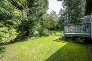 Photo 10: 952 BEAUMONT Drive in North Vancouver: Edgemont House for sale : MLS®# R2720261