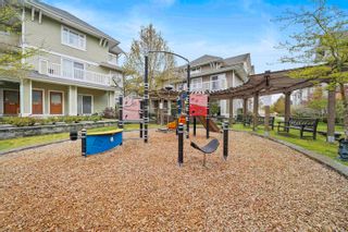 Photo 4: 41 7388 MACPHERSON Avenue in Burnaby: Metrotown Townhouse for sale in "ACACIA GARDENS" (Burnaby South)  : MLS®# R2684174