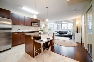 Photo 1: 310 1155 SEYMOUR Street in Vancouver: Downtown VW Condo for sale in "Brava Towers" (Vancouver West)  : MLS®# R2637517