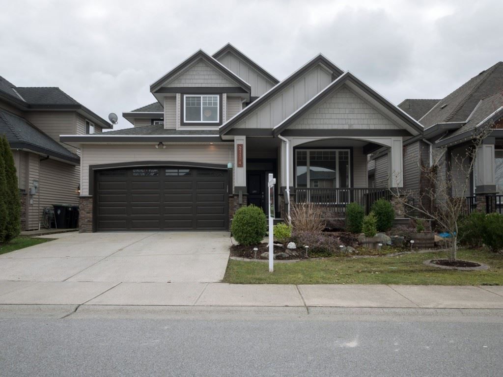 Main Photo: 21174 83B Avenue in Langley: Willoughby Heights House for sale : MLS®# R2248220