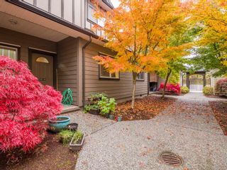 Photo 6: 102 584 Rosehill St in Nanaimo: Na Central Nanaimo Row/Townhouse for sale : MLS®# 889087