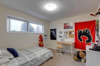 Photo 11: 6427 Larkspur Way SW in Calgary: North Glenmore Park Detached for sale : MLS®# A2089642