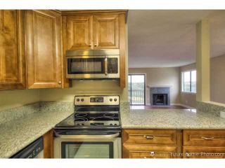 Photo 2: CLAIREMONT Condo for sale : 2 bedrooms : 2929 Cowley Way #H in San Diego