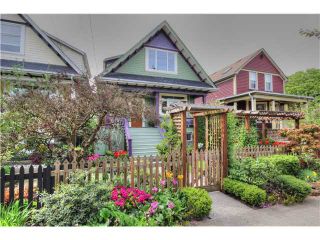 Photo 1: 2639 CAROLINA Street in Vancouver: Mount Pleasant VE House for sale in "MOUNT PLEASANT" (Vancouver East)  : MLS®# V1062319