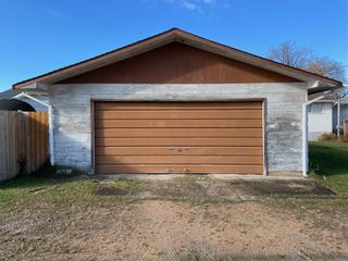 Photo 10: 137 Lipsey Drive in Snow Lake: R44 Residential for sale (R44 - Flin Flon and Area)  : MLS®# 202331968